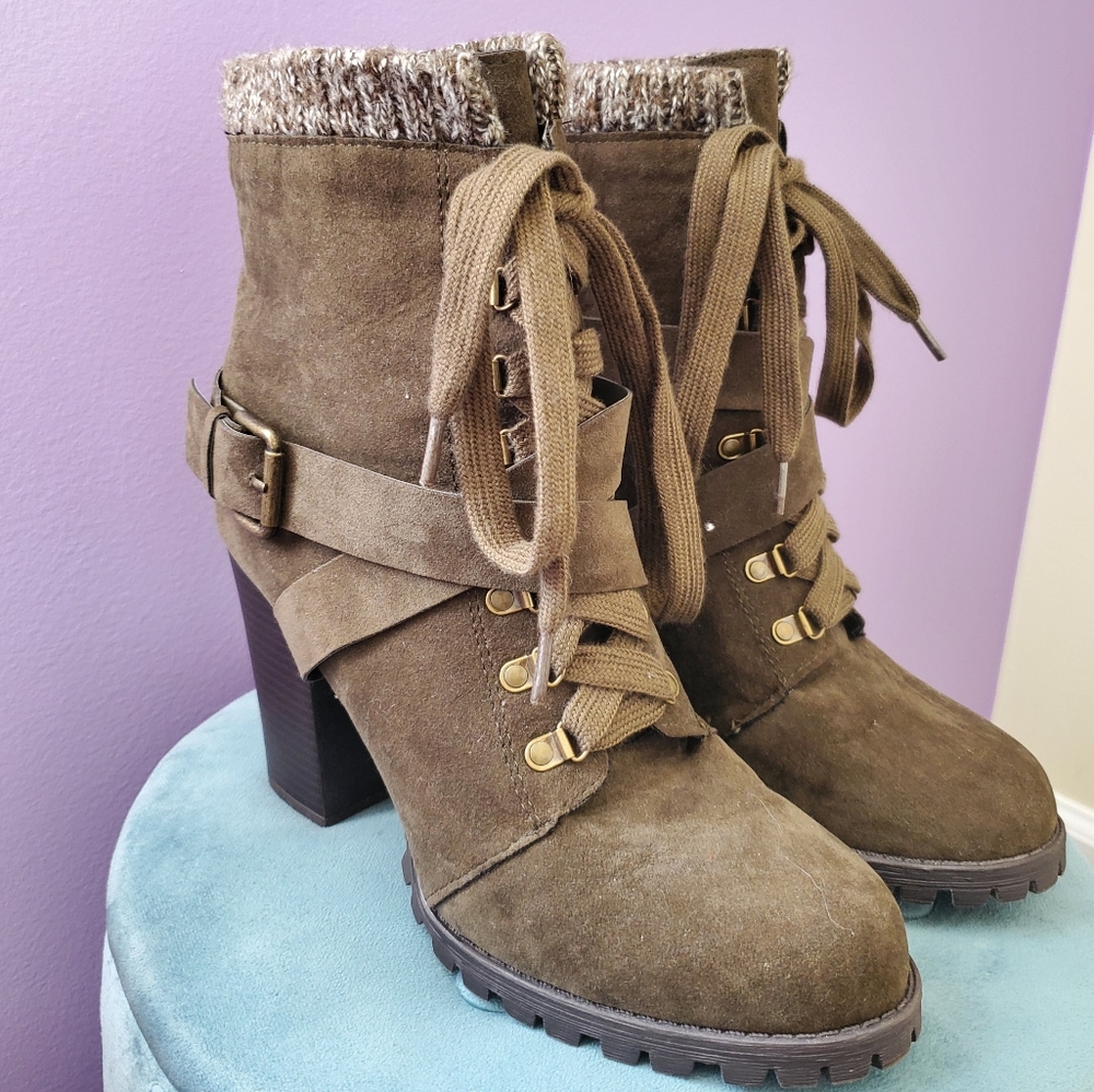 Olive Lug Booties Size 10 Shoedazzle Bethany